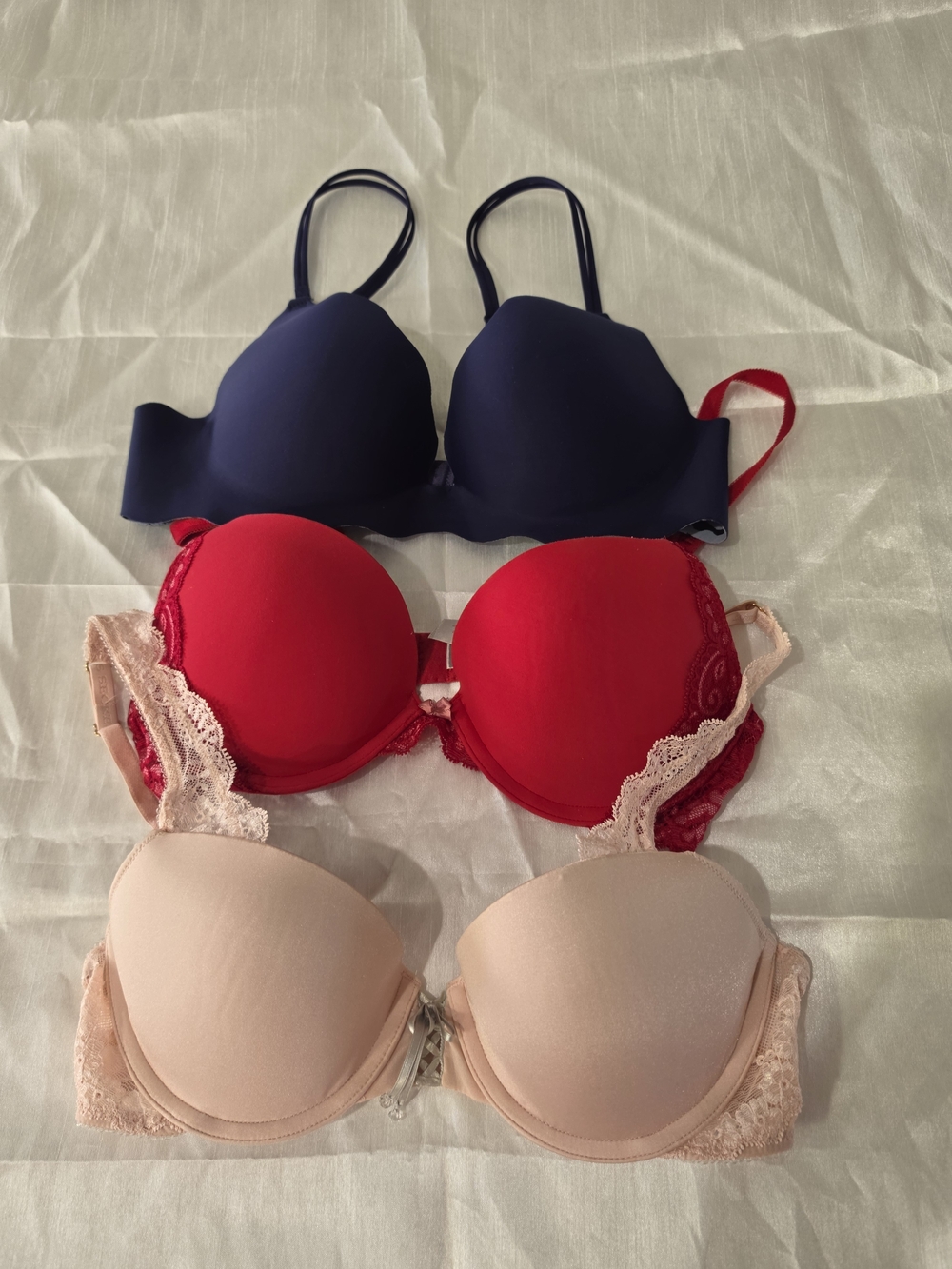 Victorias Secret 34C Women’s Padded Bundle Bra - Navy, Red, Blush With Lace